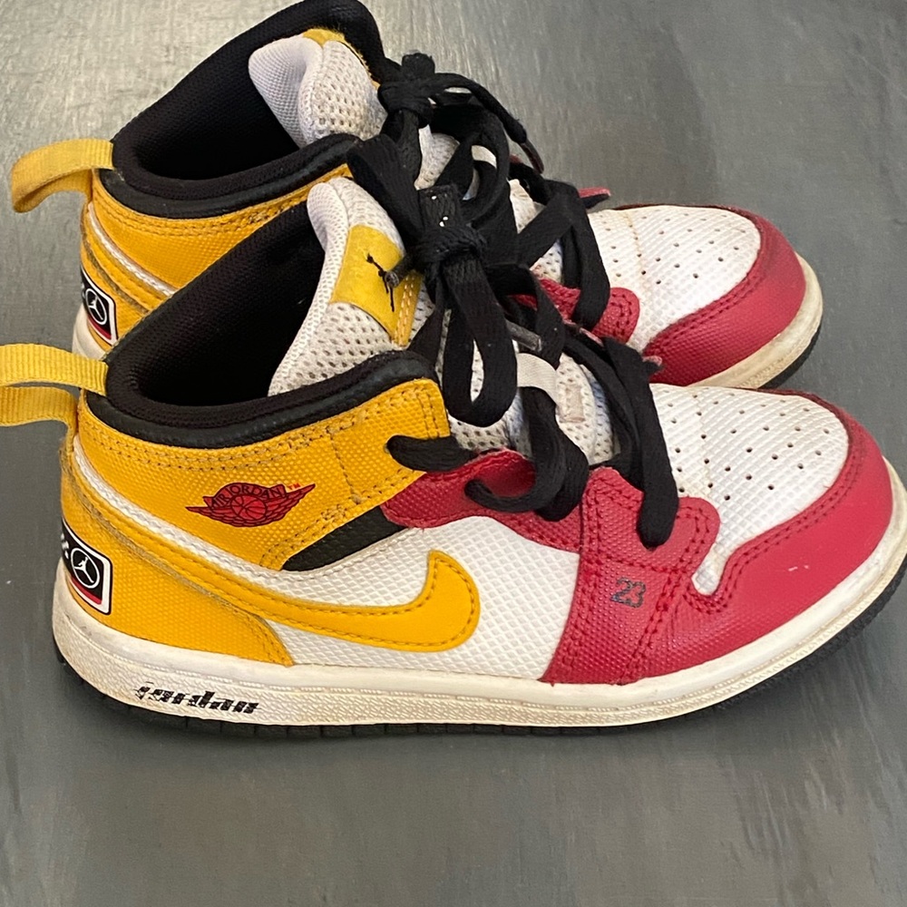 Kids Air Jordan’s size 10C